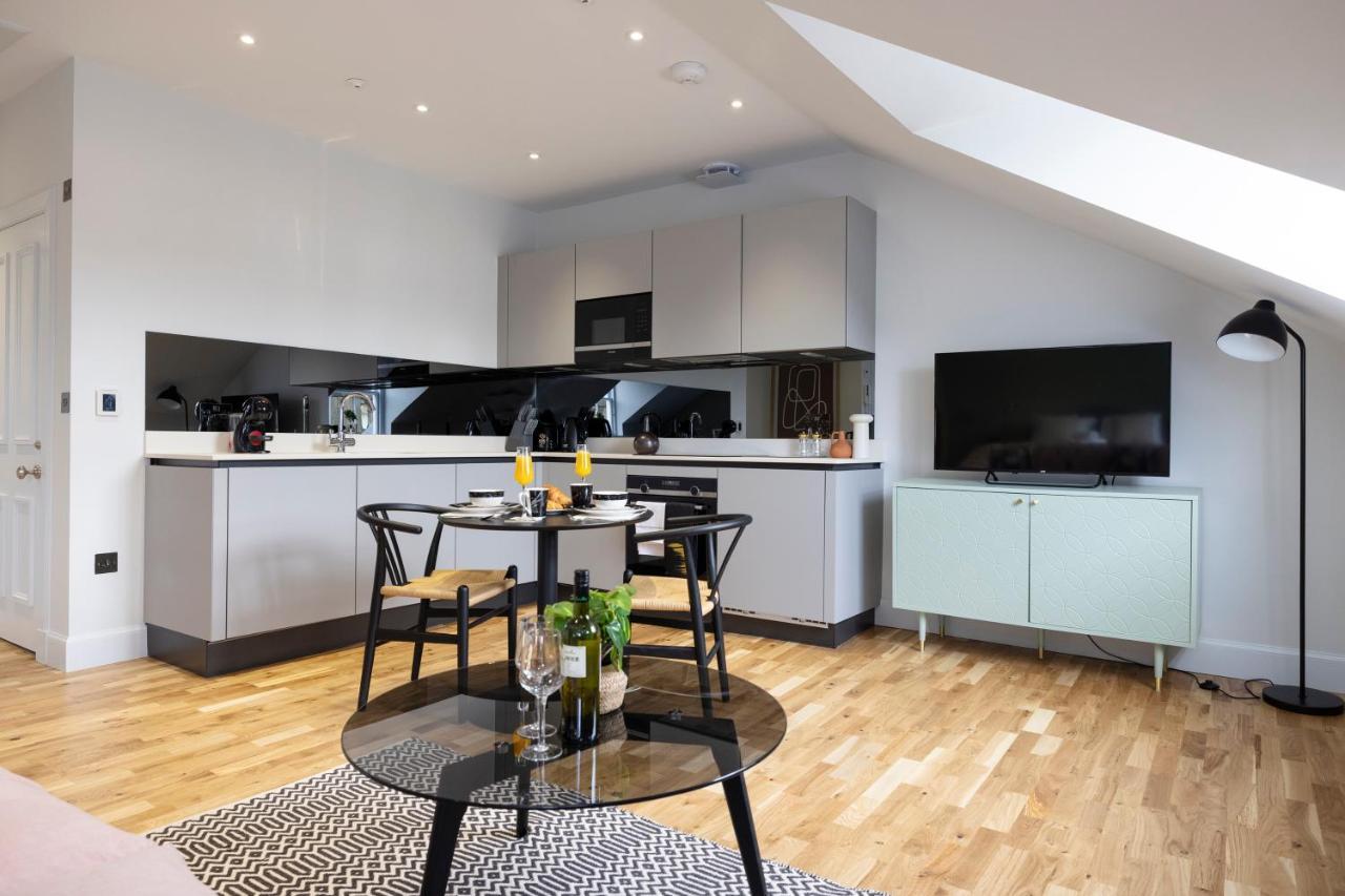 Dragon Suites Luxury Serviced Apartments At Alva Street EDI Kültér fotó